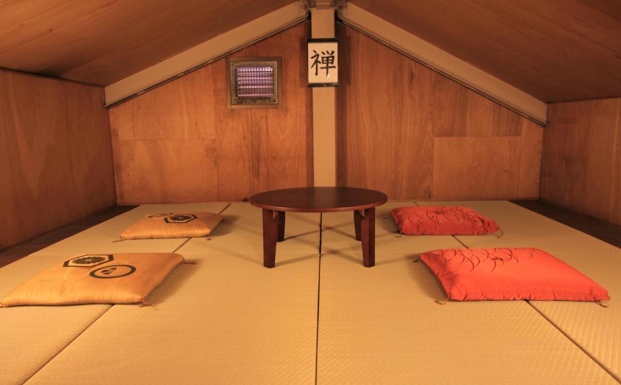 Guesthouse Onigiri Киото Экстерьер фото